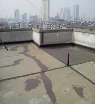 翁源漏水维修 楼顶漏水是什么原因，楼顶漏水维修方法是什么?